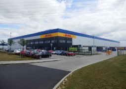 Skladová hala DHL v Chebu